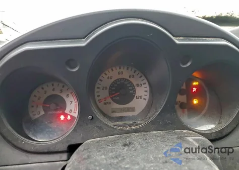 2004 Nissan Xterra Xe z USA, uszkodzony, nr VIN 5N1ED28Y94C686748